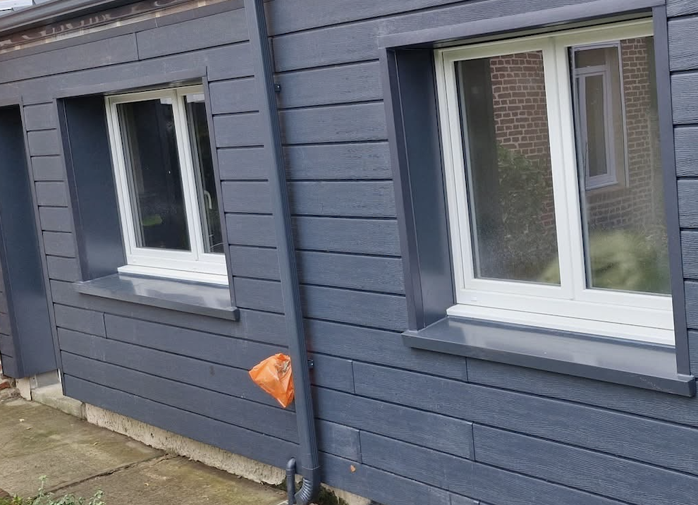 Pose de bardages à Caudry